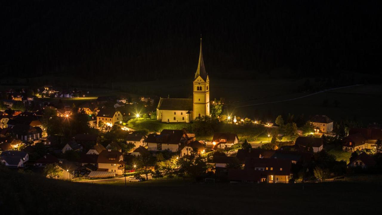Camping Bella Austria Sankt Peter am Kammersberg Zewnętrze zdjęcie